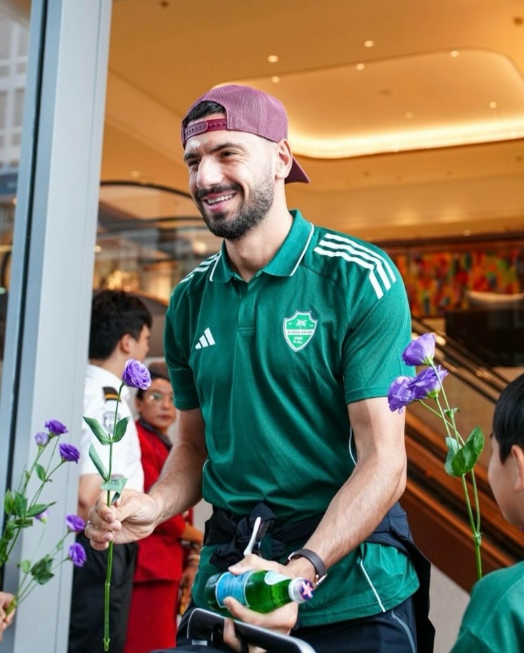 yl23455永利官网-吉达国民抵达中国香港，将在沙超杯半决赛对阵卡迪西亚