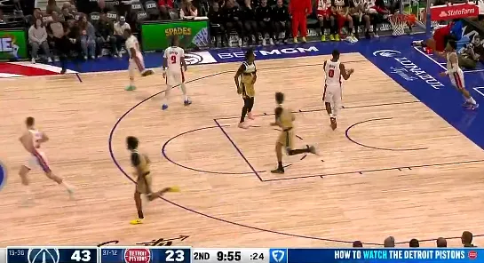 yl23455永利官网-莱利低手上篮打进，奇才领先活塞到20分分差